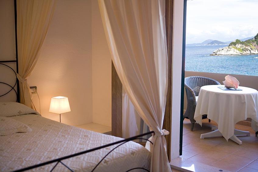 Hotel Barsalini SantʼAndrea Εξωτερικό φωτογραφία