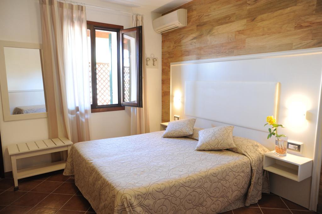 Hotel Barsalini SantʼAndrea Εξωτερικό φωτογραφία